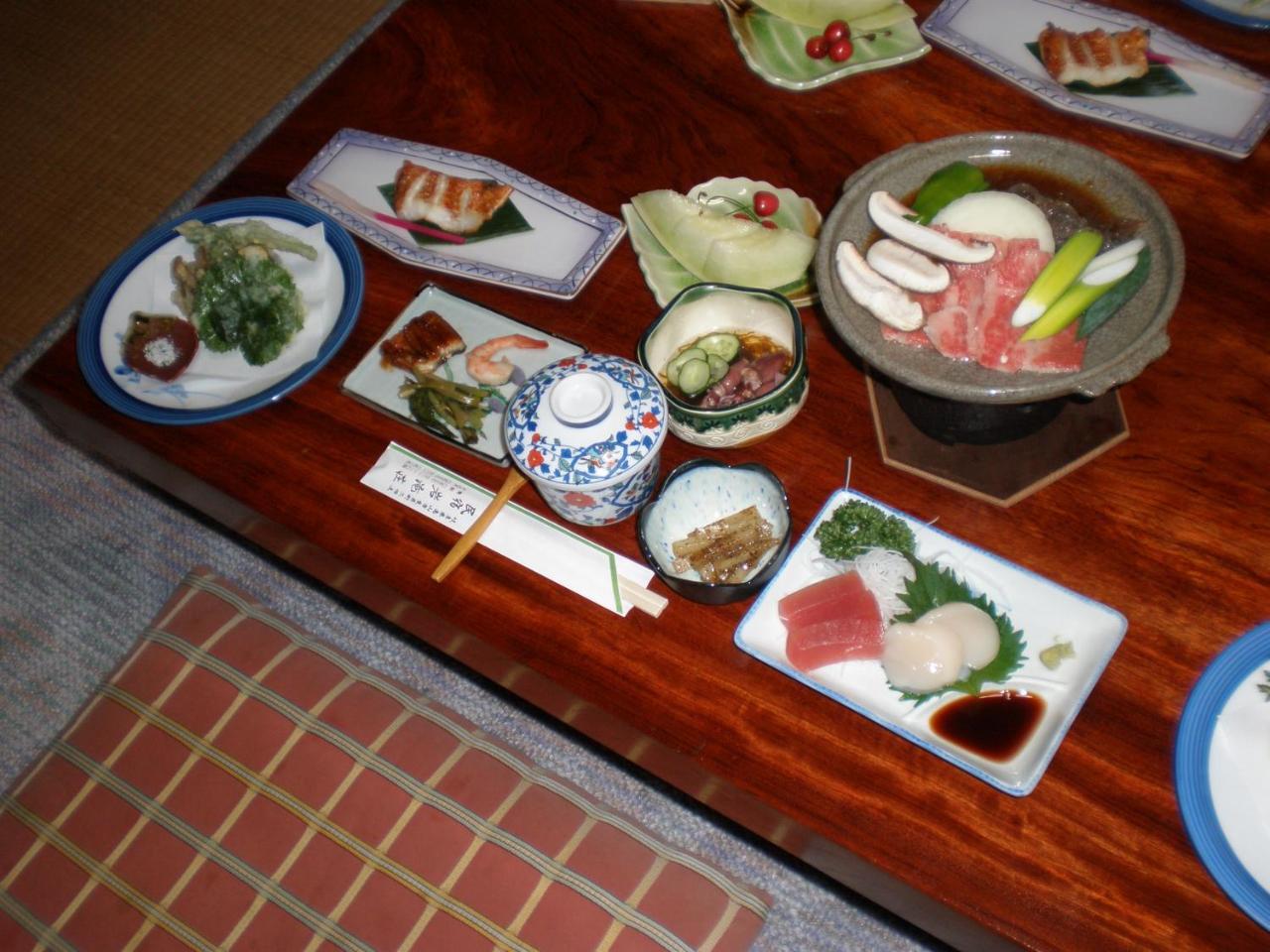 Iwatakiso Hotel Takayama  Esterno foto