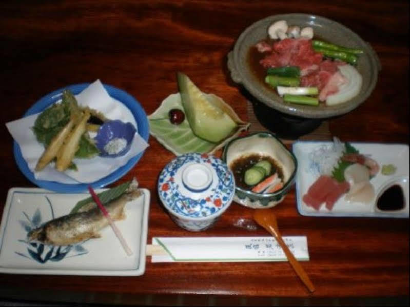 Iwatakiso Hotel Takayama  Esterno foto